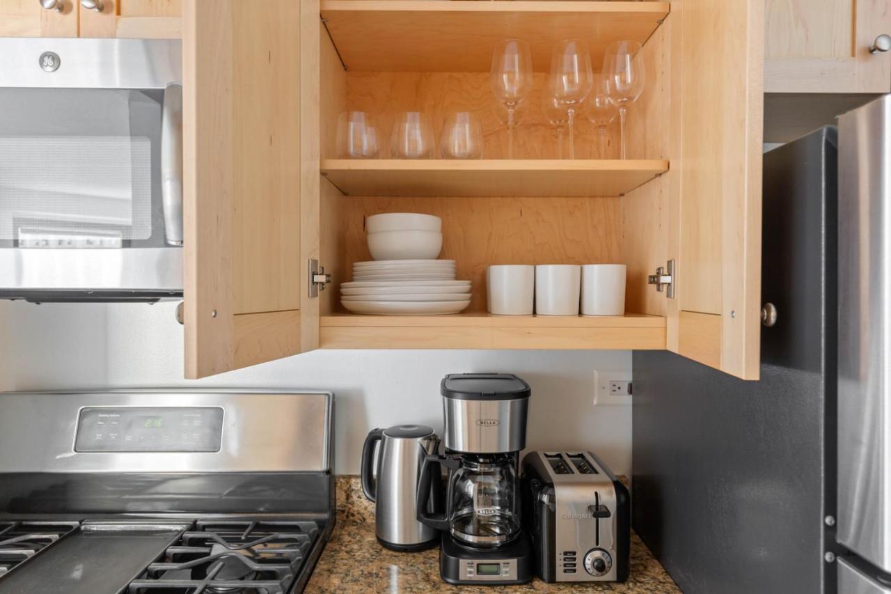 Kips Bay 1br W Doorman Wd Nr East River Nyc-978 Apartment