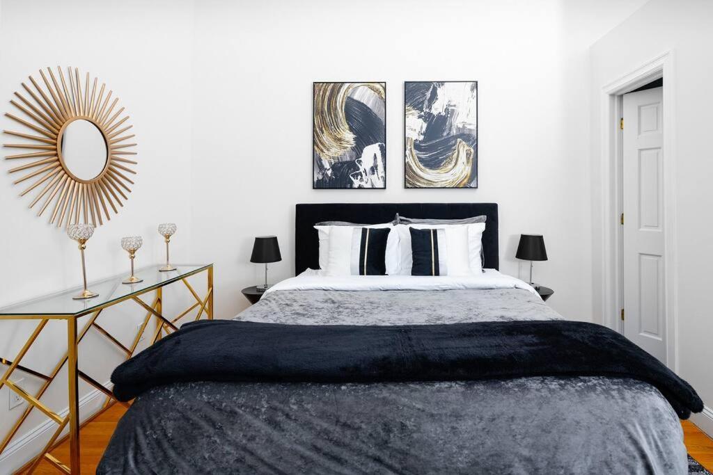 Spacious In Brooklyn Heights *