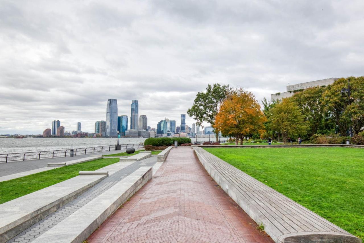 Fidi 1br W Luxury Gym Doorman Rooftop Nyc-13 New York