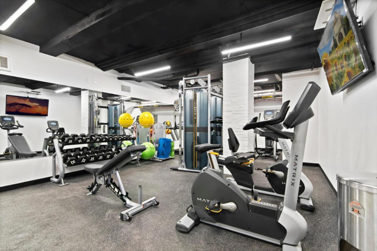 Uws 2br W Elevator Doorman Gym Nr Park Nyc-952 * New York