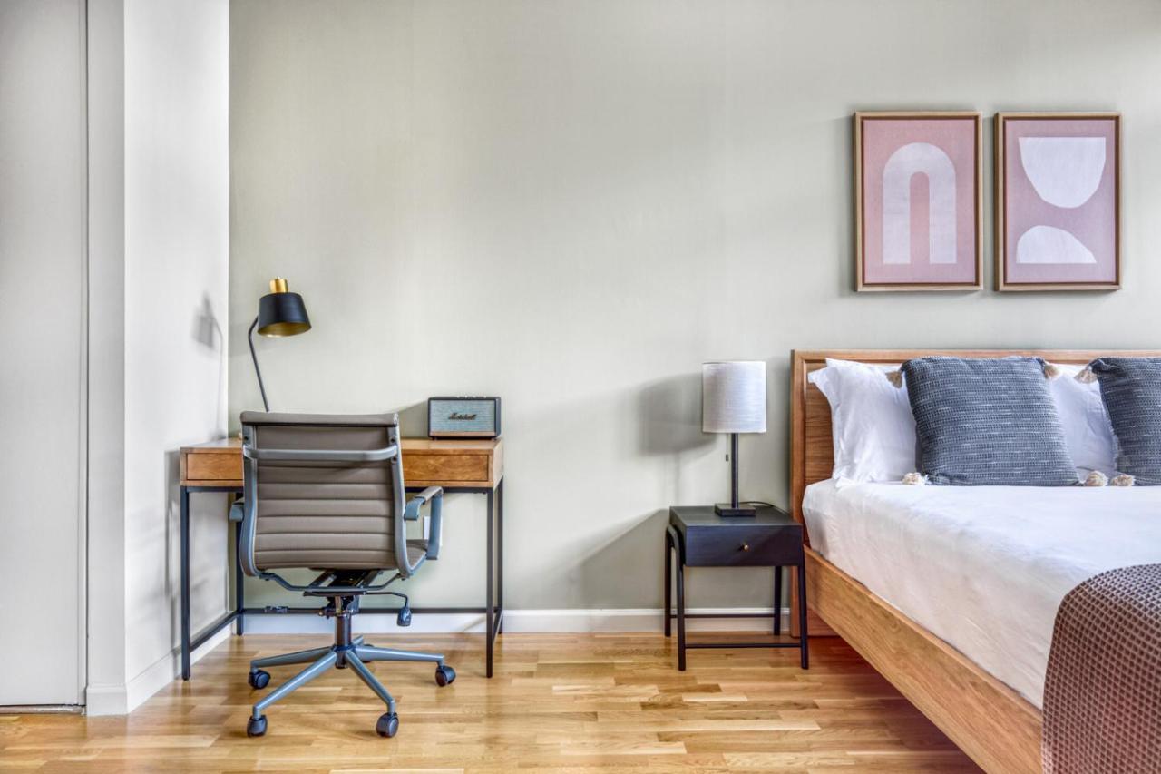 Ues W Dm Elevator Gym Nr Park Nyc-920 Apartment *