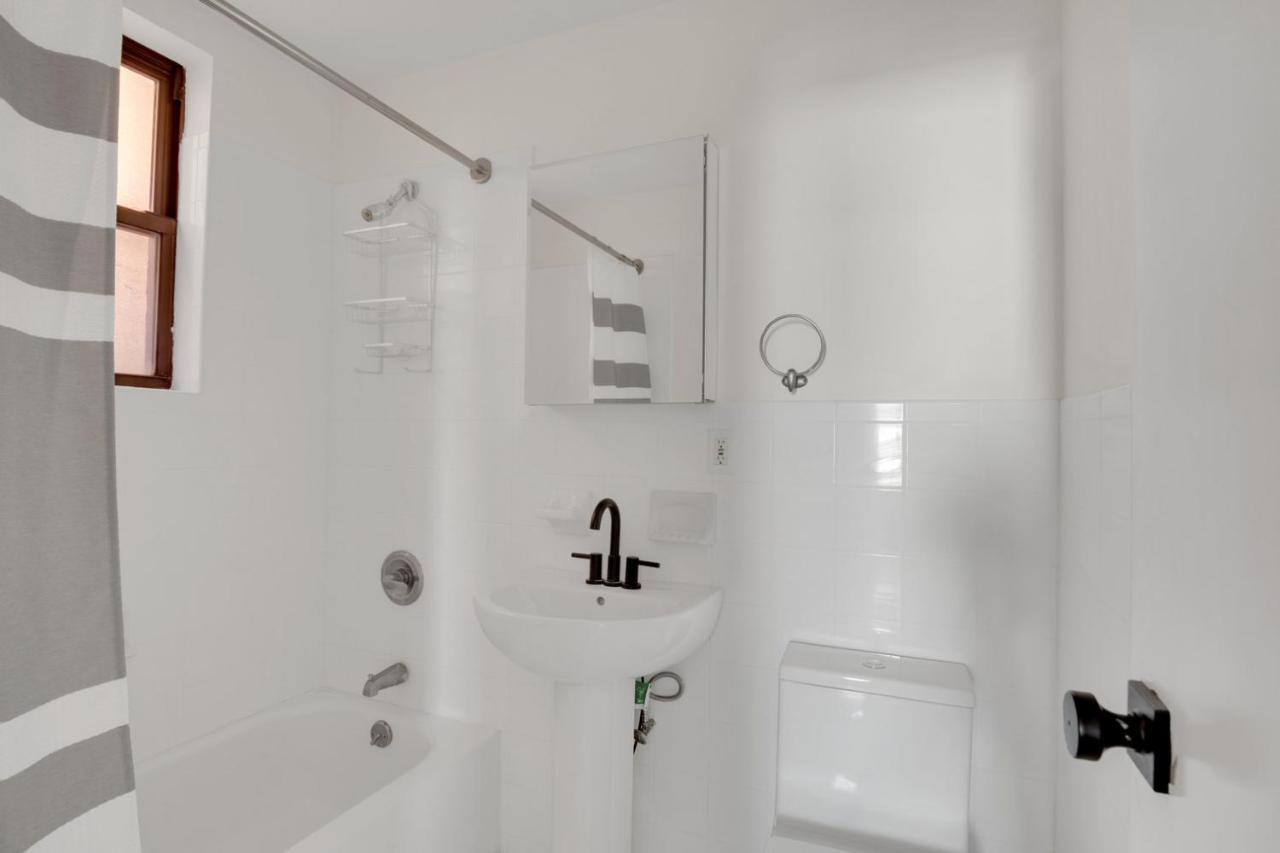 Williamsburg 1br W Wd Nr Domino Park Nyc-968 Apartment