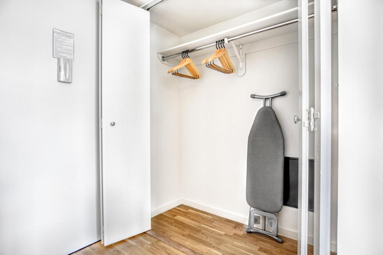 Apartment Ues W Dm Elevator Gym Nr Park Nyc-920