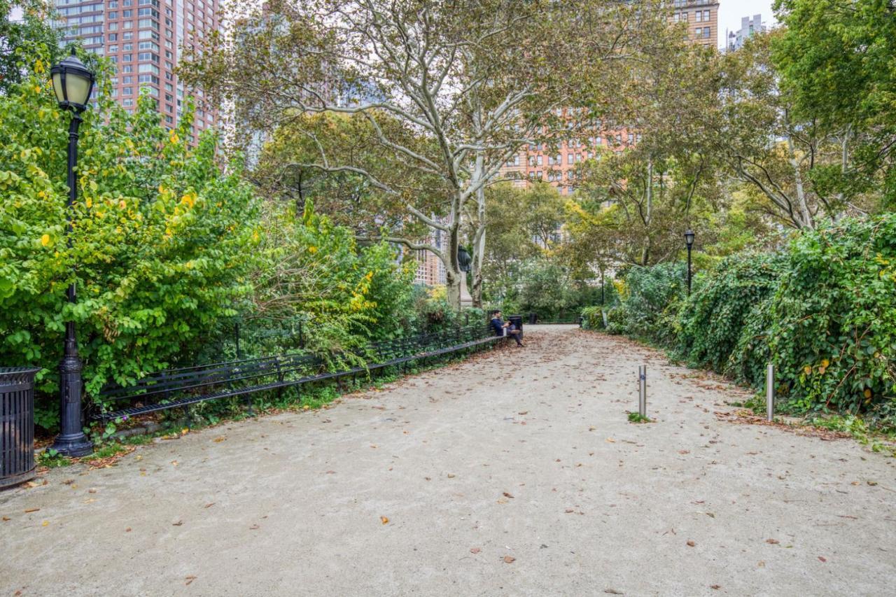 Apartment St 1br Wspeakeasy Doorman Gym Nyc-225 *