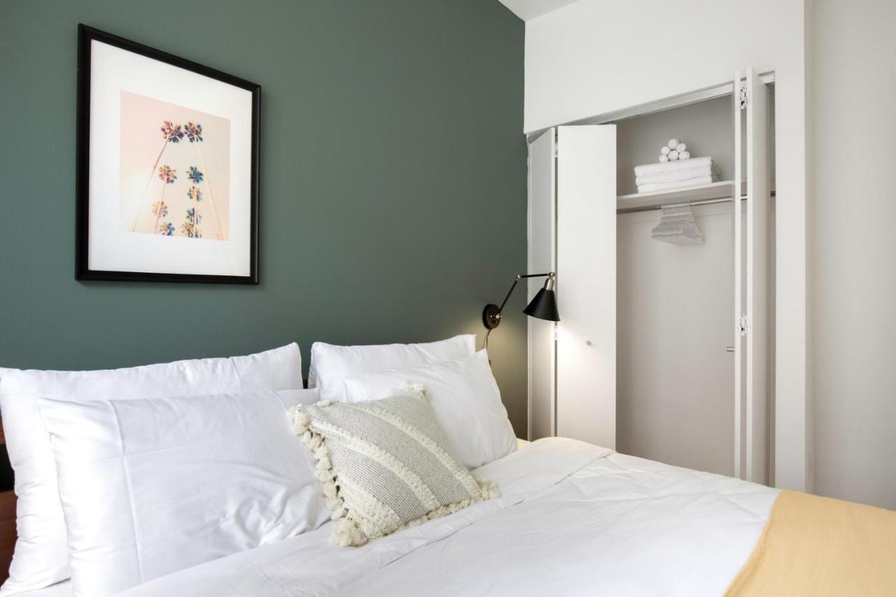 Fidi 1br W Residents Bar Golf Simulator Gym Nyc-270 New York