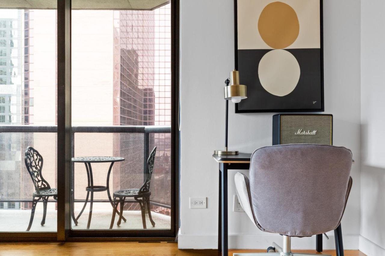 1br Nr Times Sq W Indoor Pool Doorman Nyc-50 Apartment *