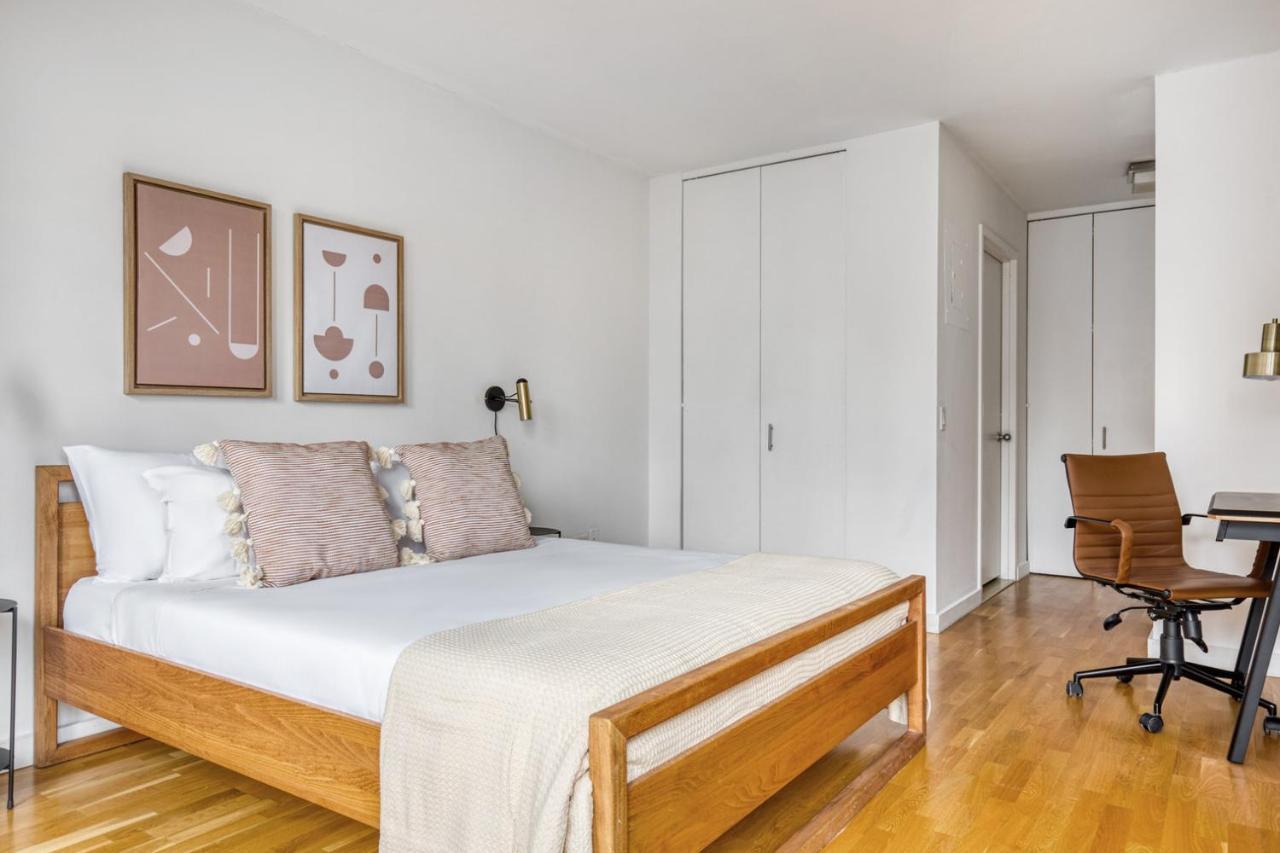 Tribeca 2br W Amazing Views Gym Nyc-82 New York