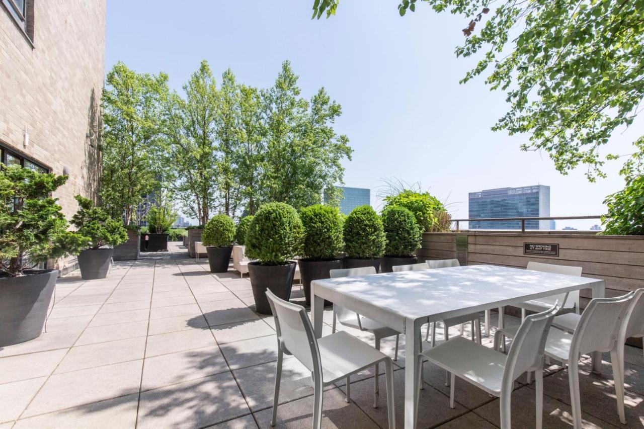 Murray Hill 1br W Doorman Gym Pool Parking Nyc-583 Apartment