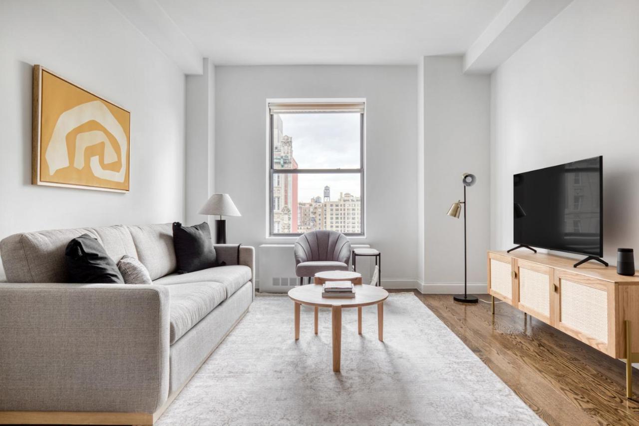 Uws 2br W Elevator Dm Gym Nr Central Park Nyc-662 Apartment