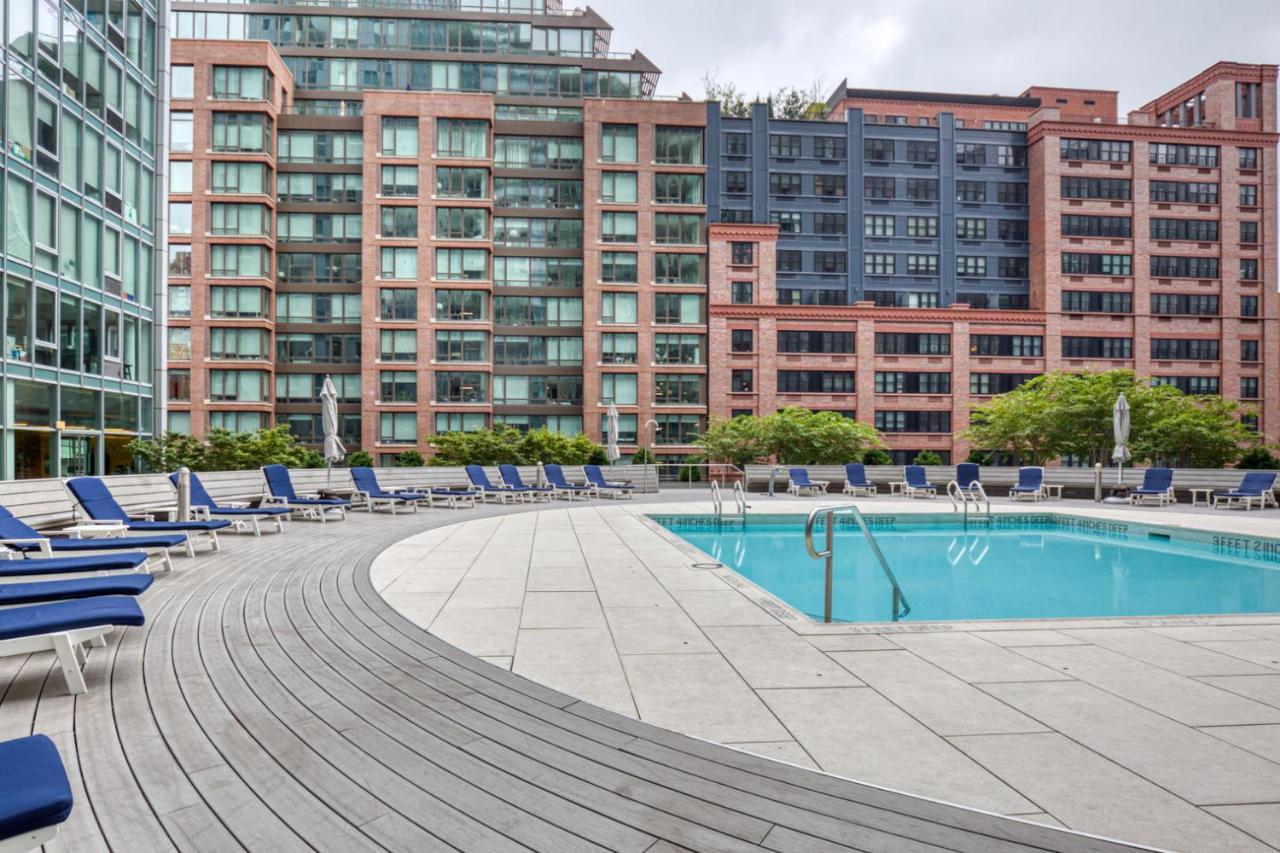 Apartment Hells Kitchen 2br W Doorman Nr Park Nyc-522 New York