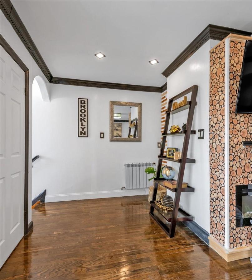 Brooklyn Way Apartment