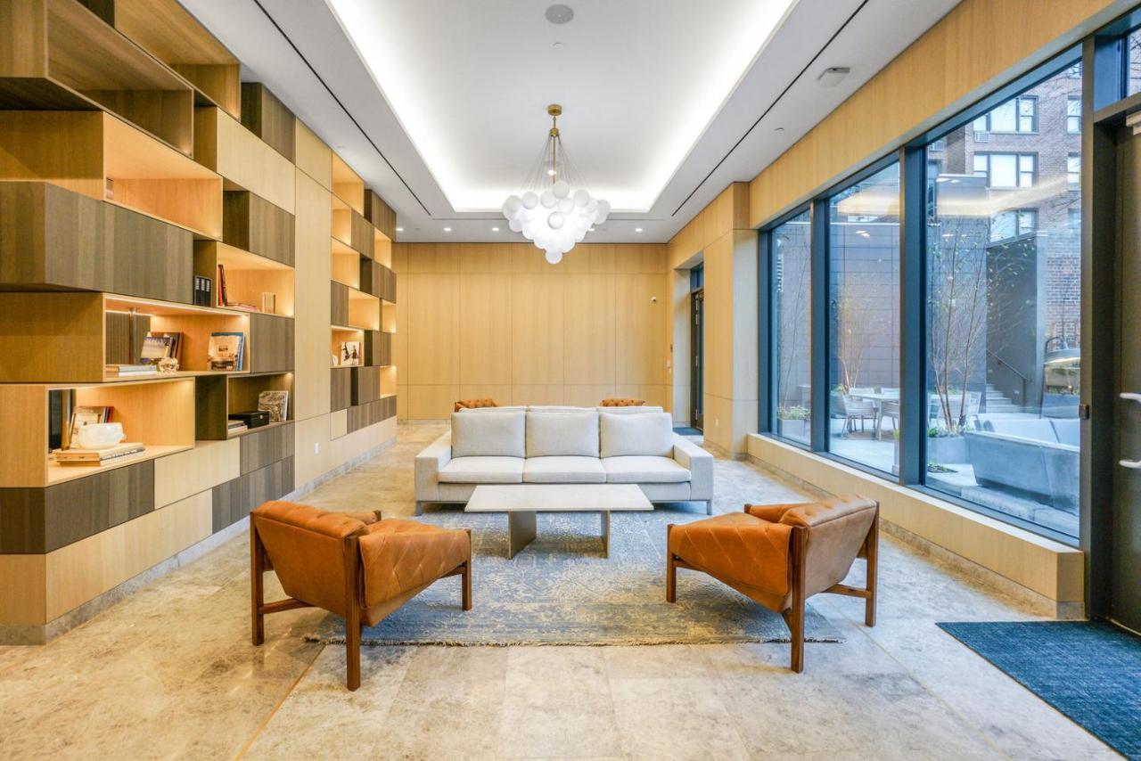 Apartment Ues 1br W Doorman Gym Nr Carl Schurz Park Nyc-642 *