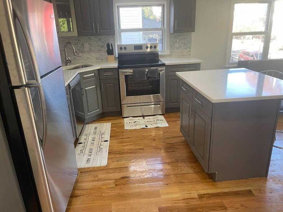 Gem In The Bronx, Apartment *