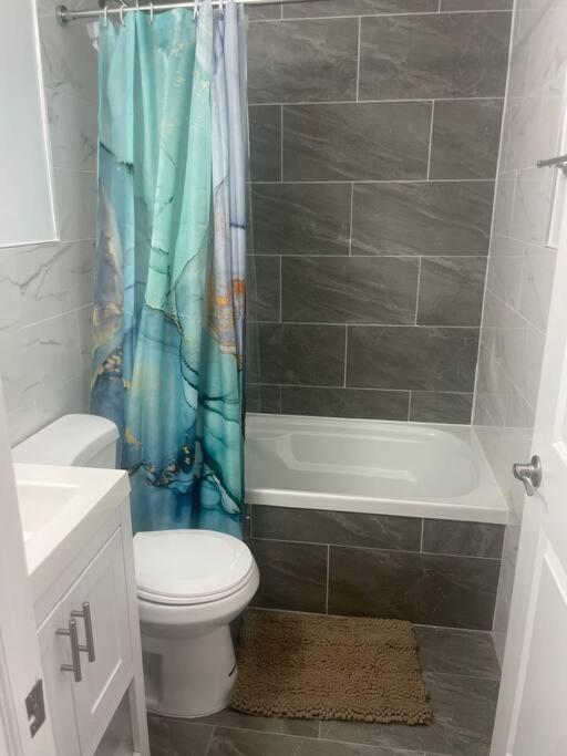 Apartment Gem In The Bronx, *