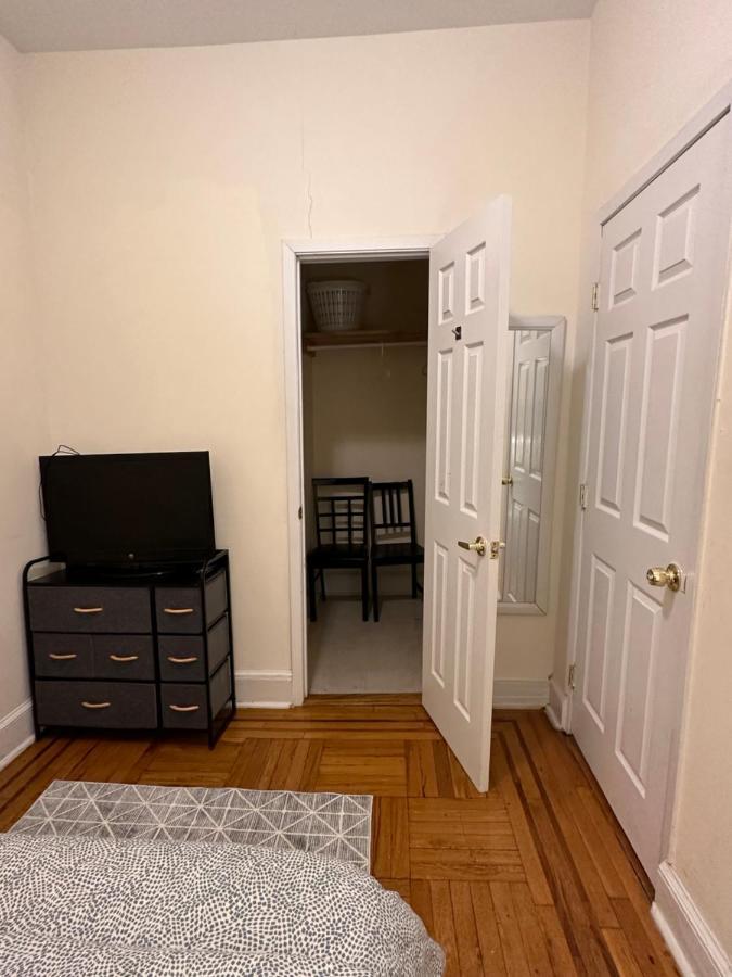 Time Square 42nd Street Private Apartment *