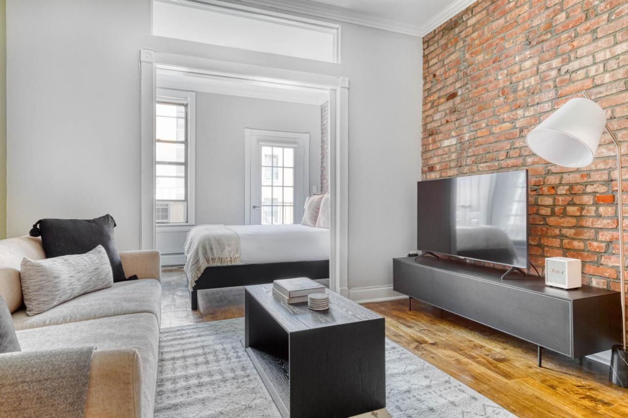 E Village 1br W Wd Nr Tompkins Sq Park Nyc-876