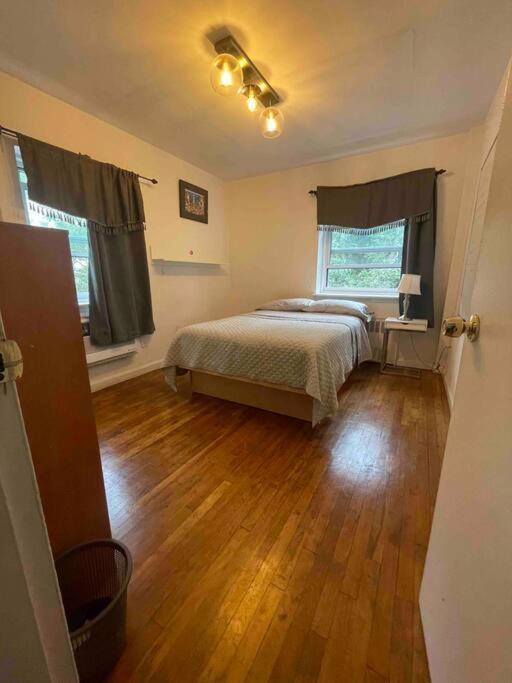Apartment Riverdale