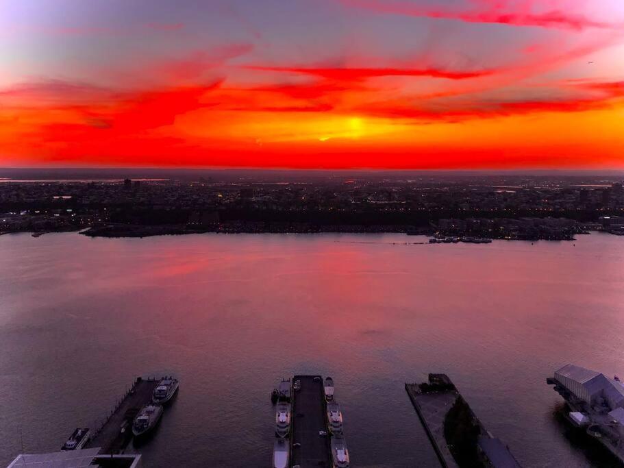 Apartment Stunning By Time Square & Hudson Yards *