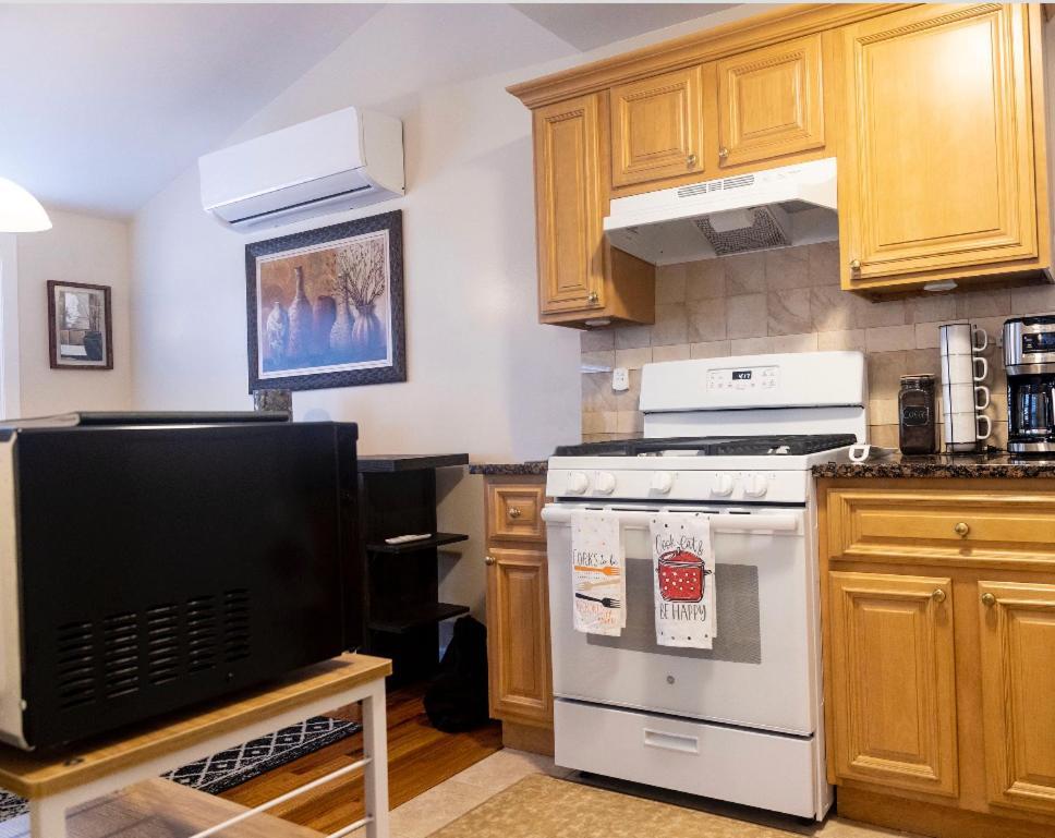 Chic Modern 2 Bed Apt Close To Jfk