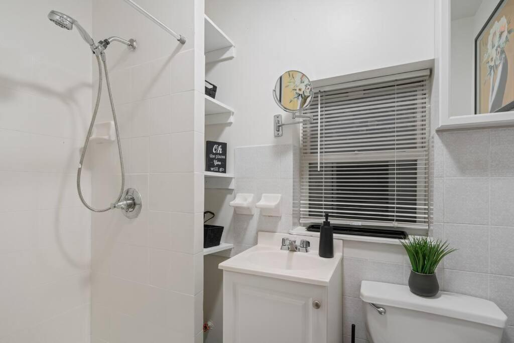 Midtown - Walking Distance To Times Square