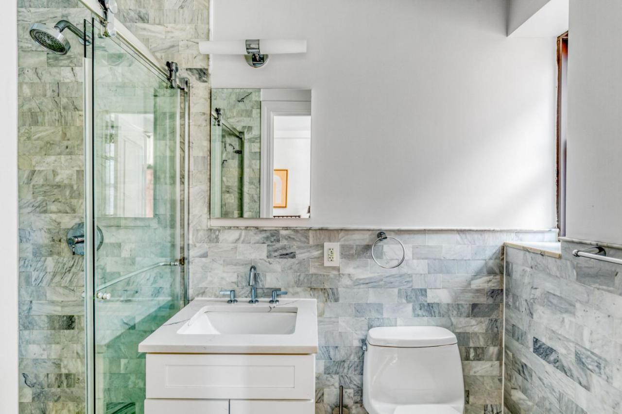 Midtown 2br W Doorman Wd Nr Grand Nyc-775 New York