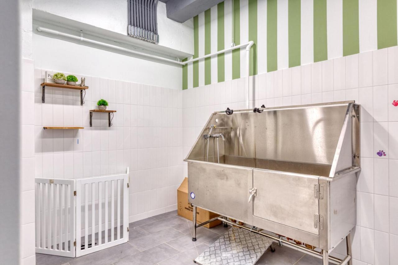 Midtown 2br W Doorman Wd Nr Grand Nyc-775 Apartment