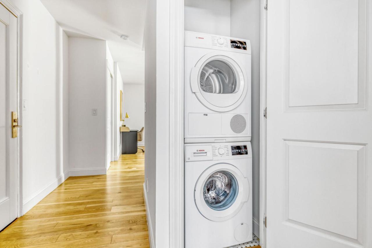 Midtown 2br W Doorman Wd Nr Grand Nyc-775 * New York