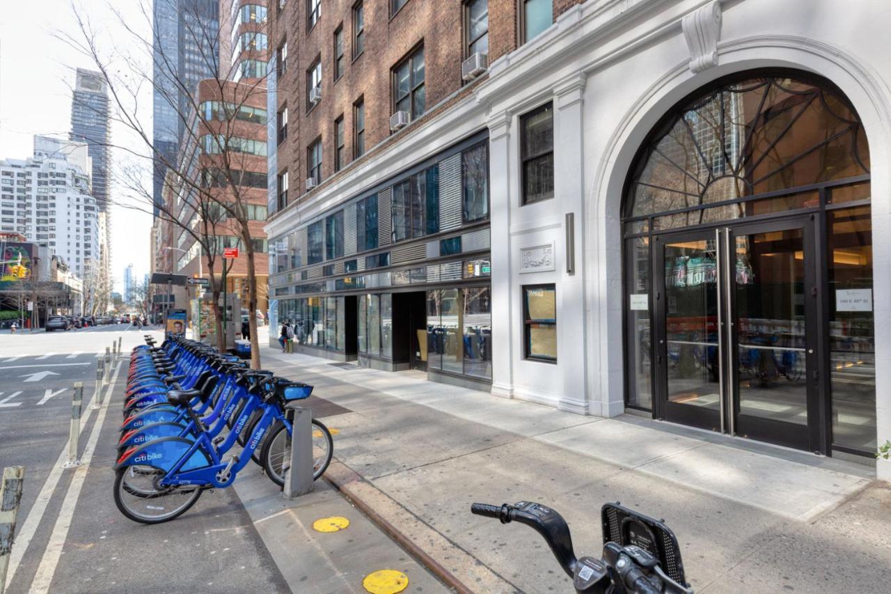 Midtown 2br W Doorman Wd Nr Grand Nyc-775 New York