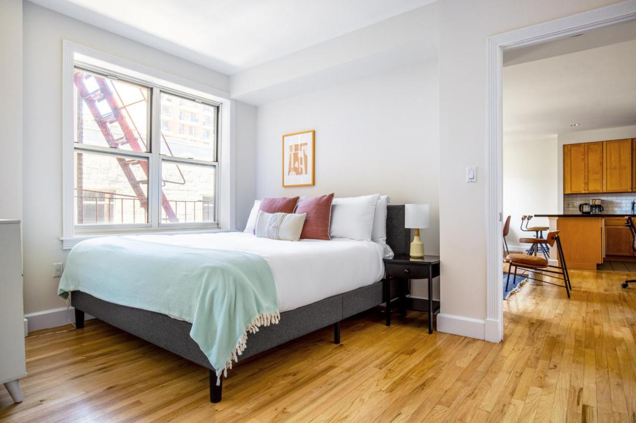 Ues 1br Nr Park Grocery Store On Block Nyc-604 New York