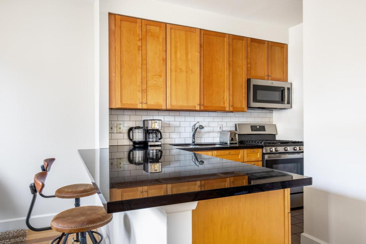 Apartment Ues 1br Nr Park Grocery Store On Block Nyc-604 *