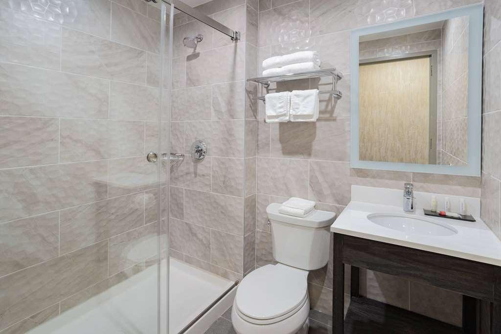 Days By Wyndham Bronx Nyc