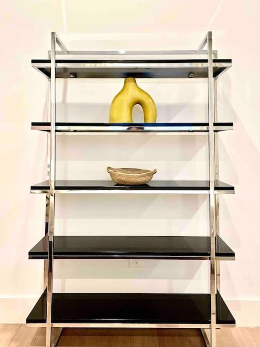 Minimalist Brooklyn Gem To Yourself Apartment