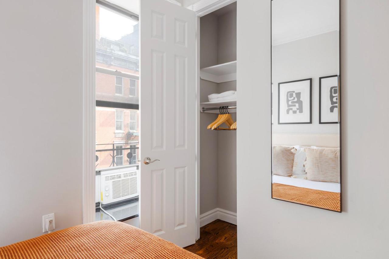 East Village 2br W Wd Nr Groceries Shops Nyc-1235 * New York