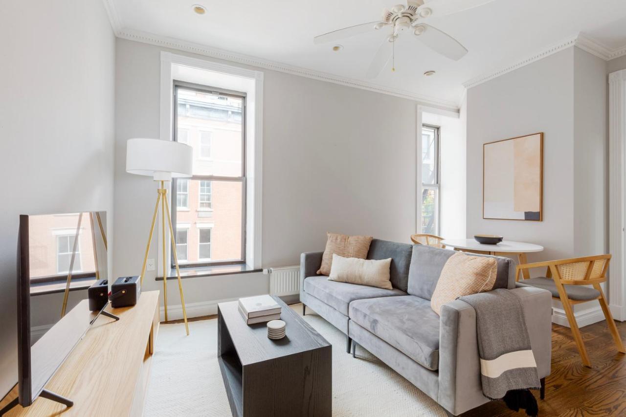 East Village 2br W Wd Nr Groceries Shops Nyc-1235 Apartment