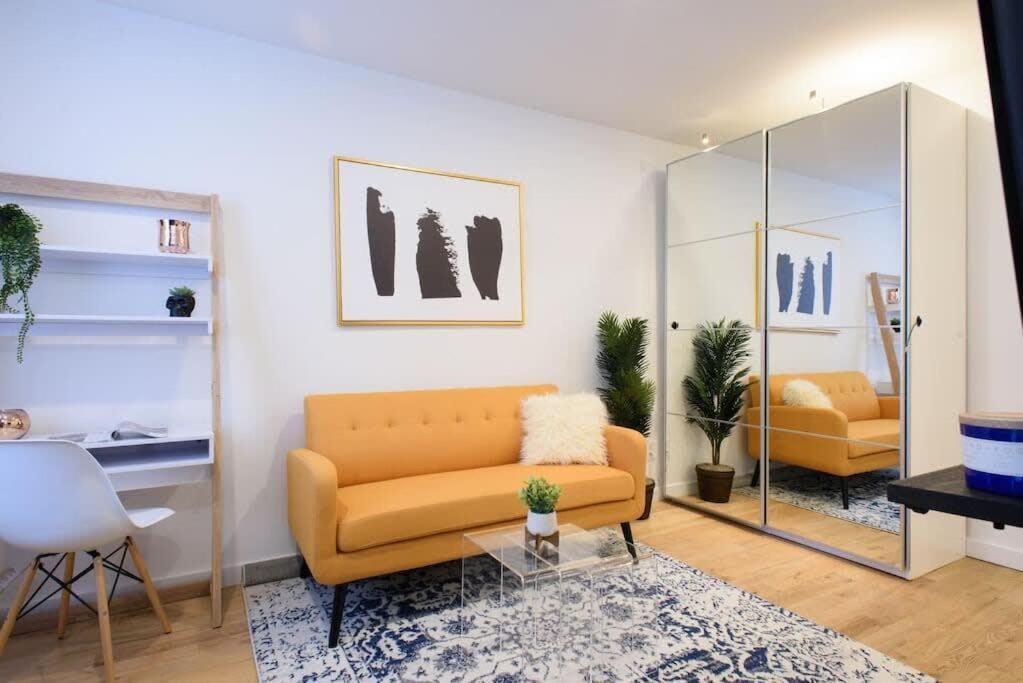 Apartment 69-3d Prime Lower East East Brand New 1br New York