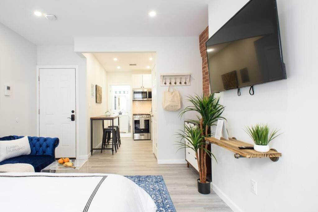 Apartment 240-15 Luxury Prime Location W&d *
