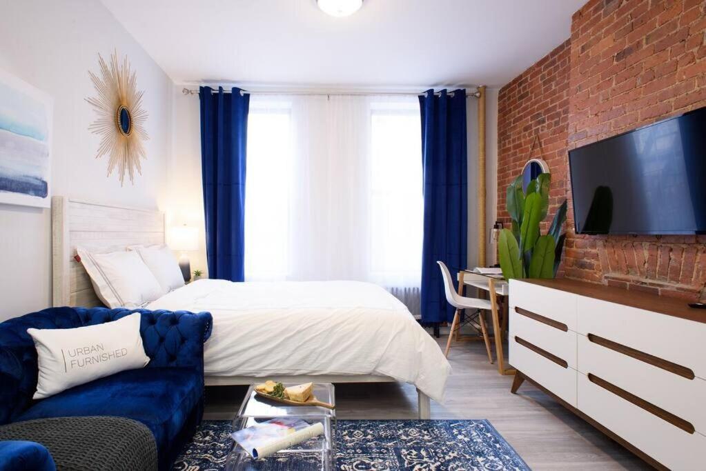 Apartment 240-11 New Prime Upper East W&d *