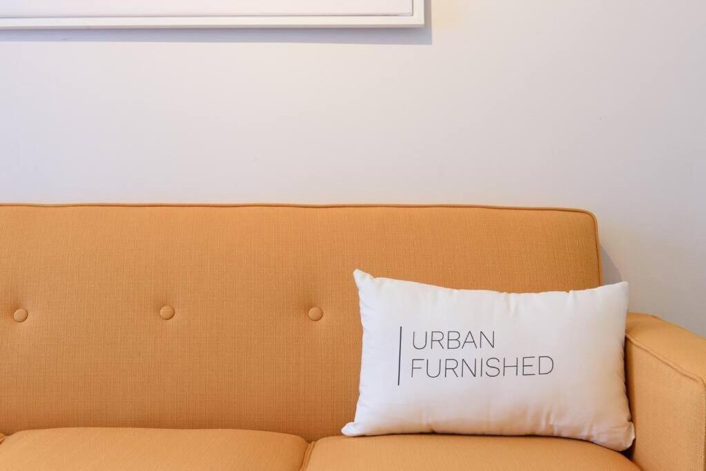 69-5d Modern Lower East East 1br Brand New