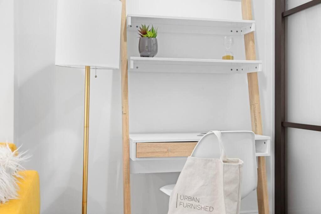 69-4b Modern Lower East Side 1br Prime Location