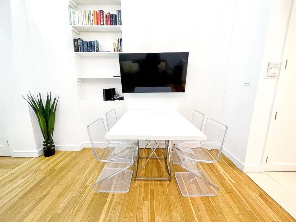 Apartment 62-2b Renovated 1br In Prime Upper East Side