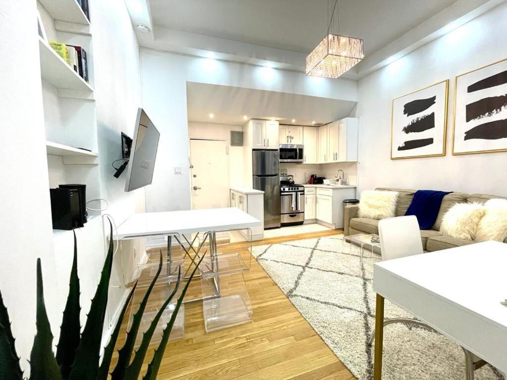 62-2b Renovated 1br In Prime Upper East Side * New York