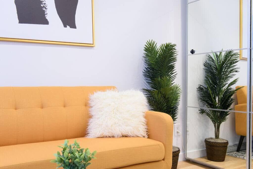 Apartment 69-3d Prime Lower East East Brand New 1br New York