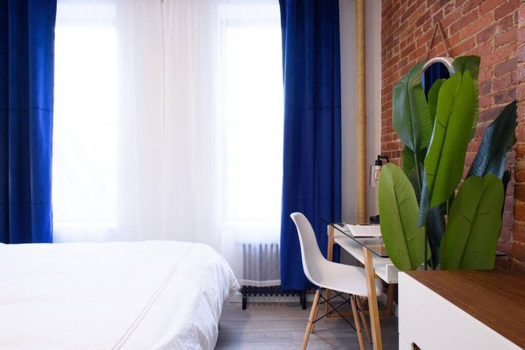 240-11 New Prime Upper East W&d Apartment *