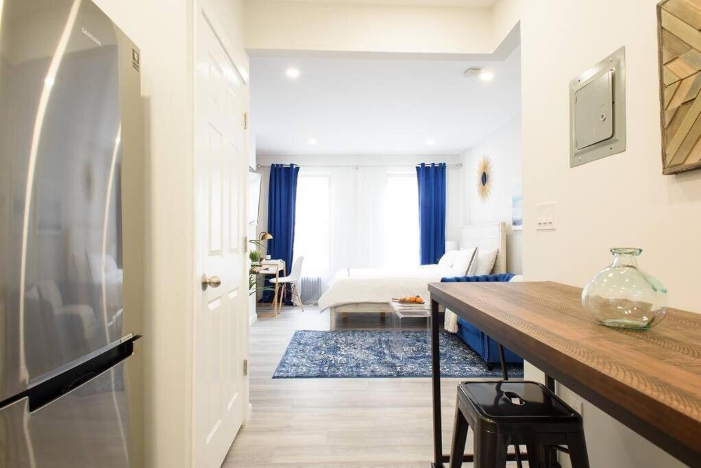240-15 Luxury Prime Location W&d * New York