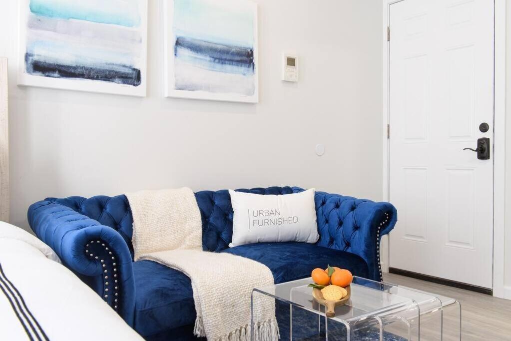 Apartment 240-15 Luxury Prime Location W&d