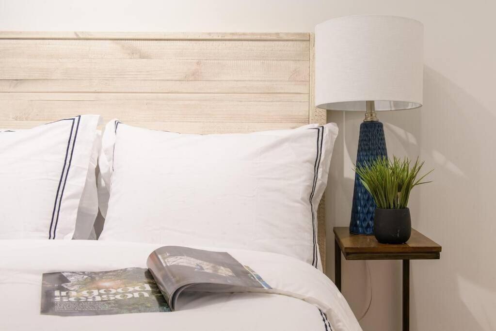 69-5d Modern Lower East East 1br Brand New New York