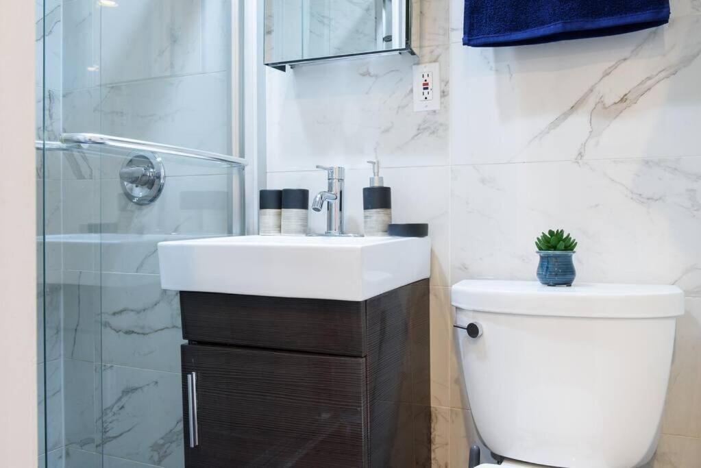69-4a Quality New Prime Lower East East 1br Apartment