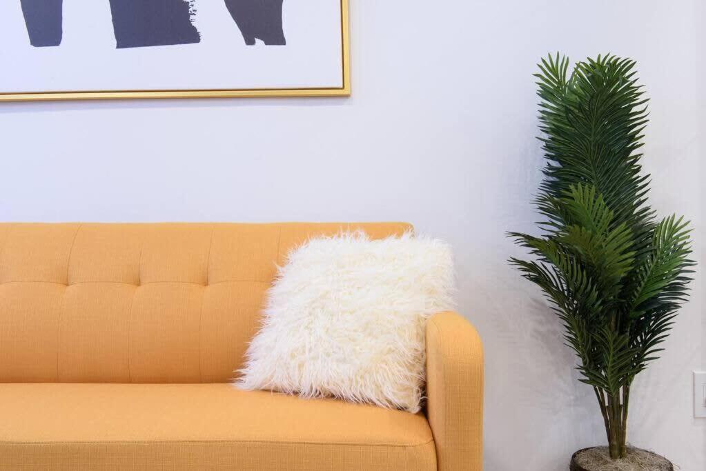 69-3d Prime Lower East East Brand New 1br