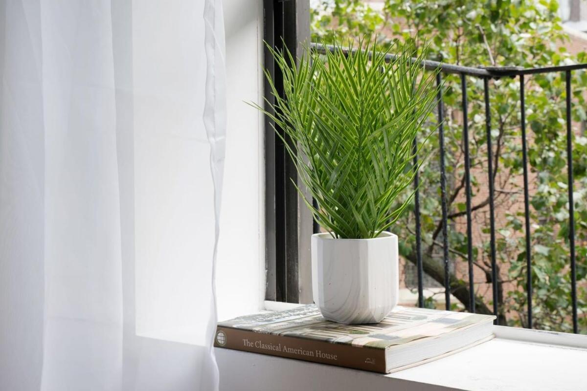 Apartment 403-3c Newly Renovated 3br In Prime Ues *
