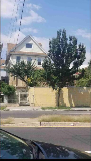 *private* 5 Minutes From Lga/ Us Open New York